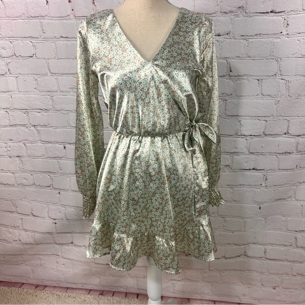 Altered state women’s Easter wedding baby shower dress mini silky floral spring - Picture 14 of 16